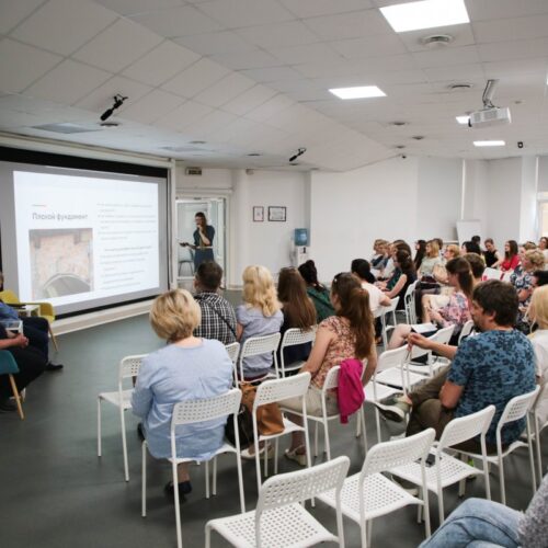 Май 2019 в Синей птице