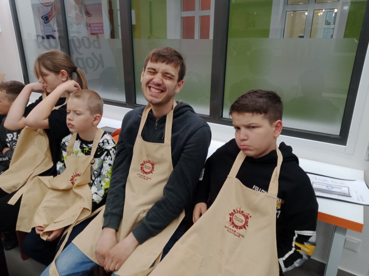 Май 2023 в Синей птице